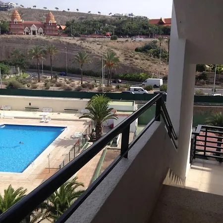 Fantastic 1-bedroom With Sea View *