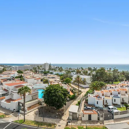 Fantastic 1-bedroom With Sea View アパート