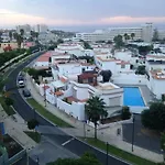 Fantastic 1-bedroom With Sea View 美洲海滩